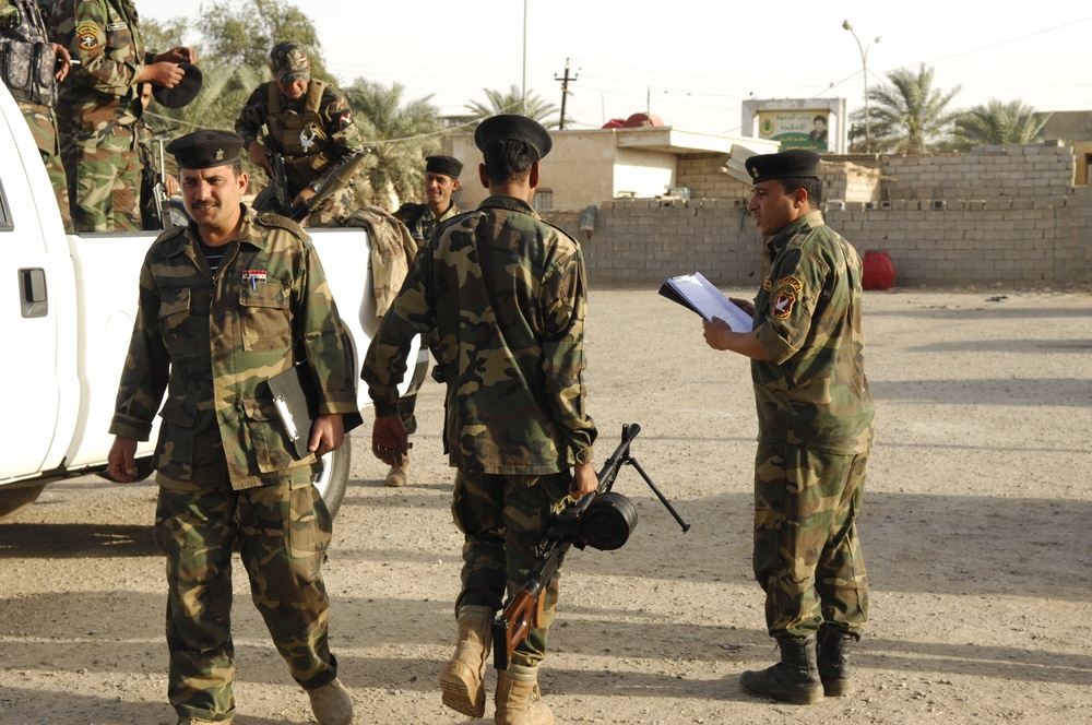 Patrol in Al Hayy