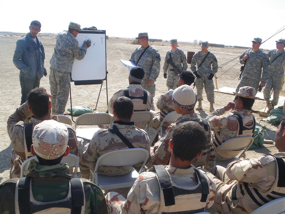 Iraqi army receives step-by-step instruction at Cedar