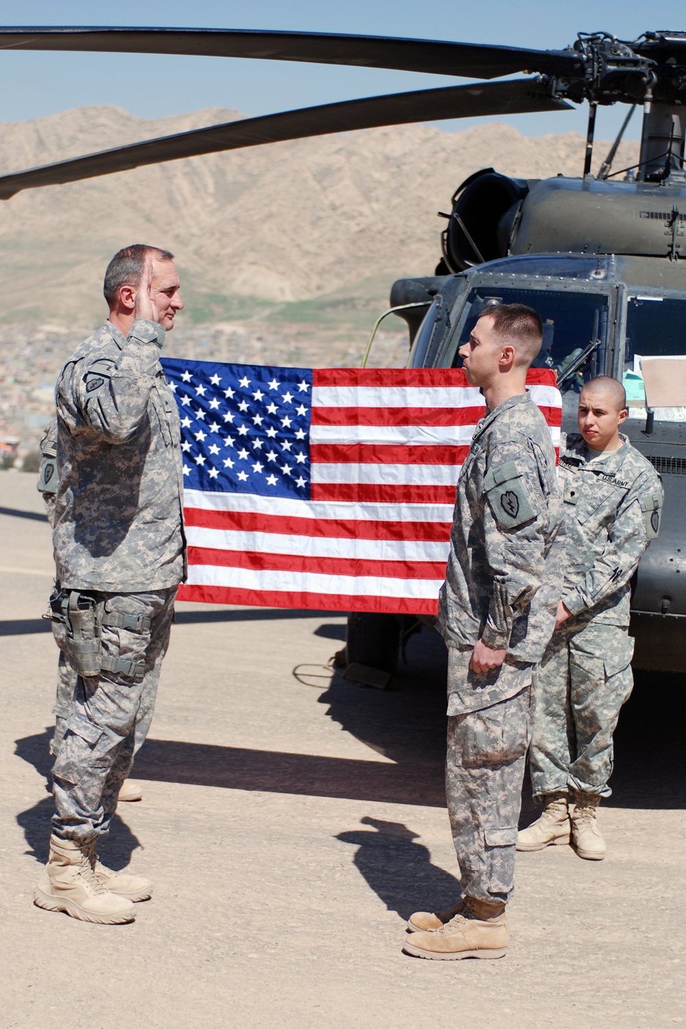 25th Infantry Division Soldier Reenlists on Battlefield