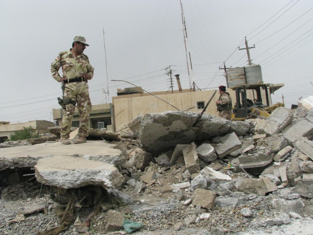 Iraqis Lead the Way in Mosul