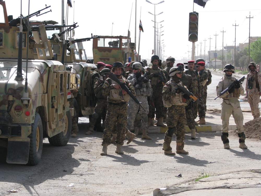 Iraqis Lead the Way in Mosul