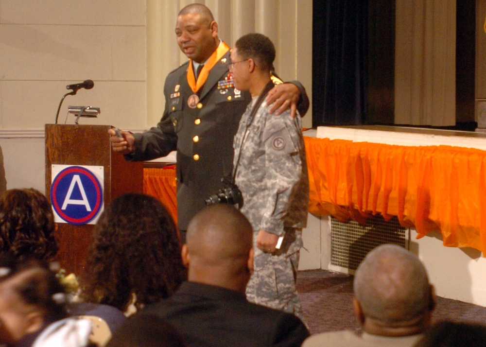 Sergeant major retires after serving 30 years