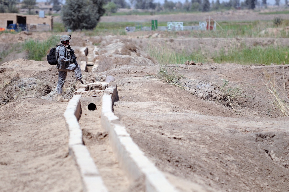 Patrol outside the city of Taji