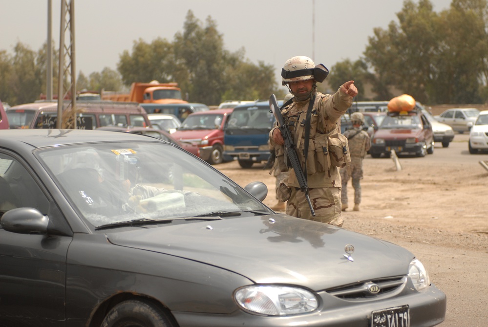 Patrol in Abu Ghraib