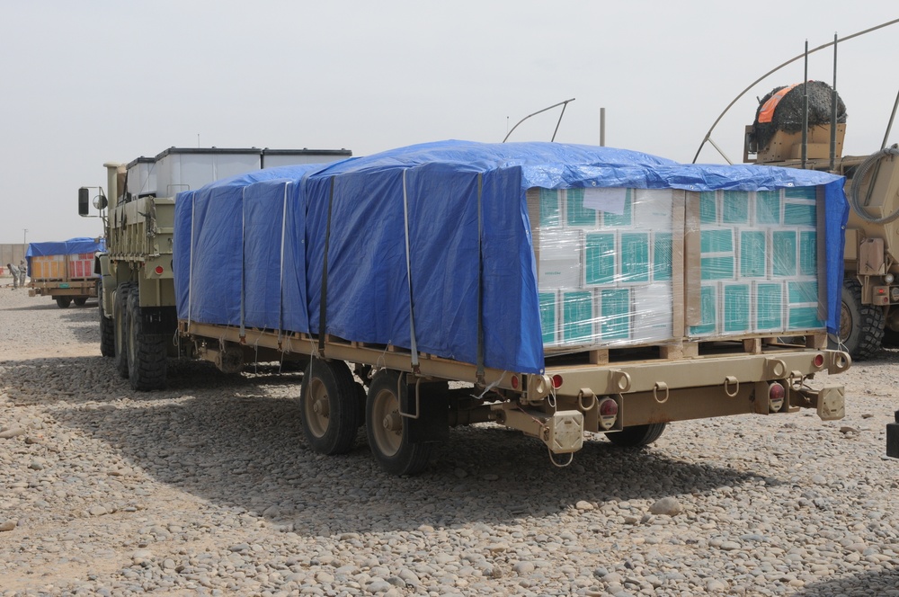 School book delivery in Salah ad Din province