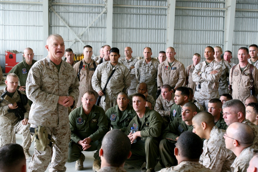 Lt. Gen. Hejlik visits Afghanistan deployed Marines