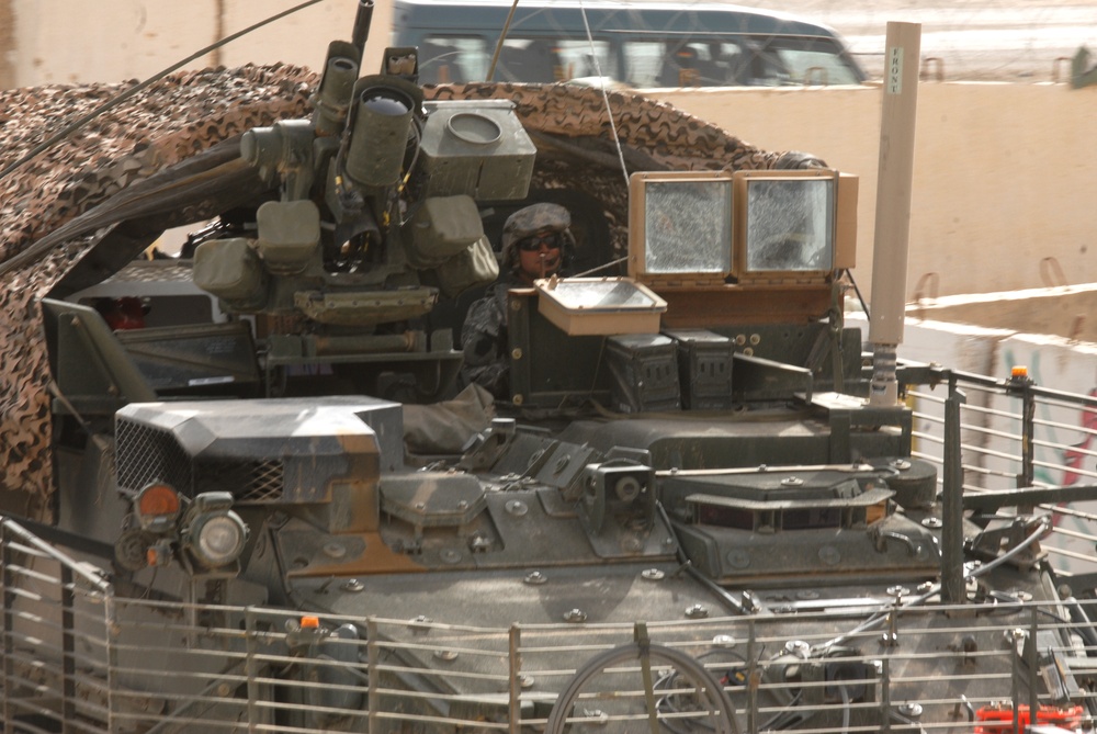 Patrol in Abu Graib, Iraq