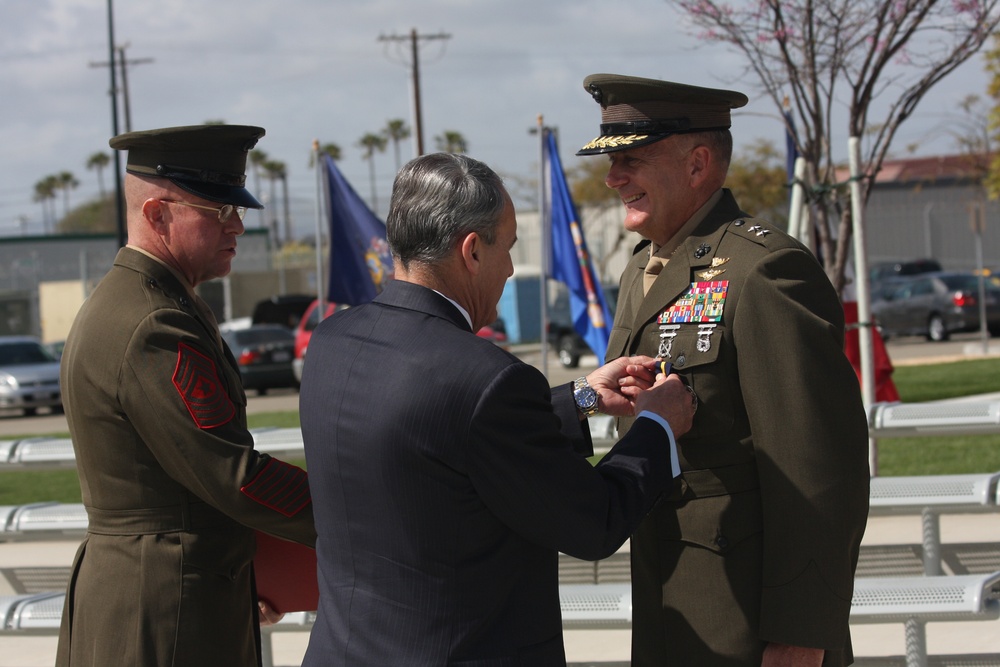 Maj. Gen. Martin Post Retires