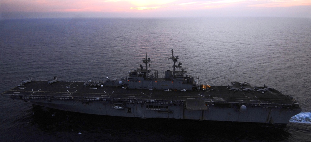USS Boxer Transits the Gulf of Aden