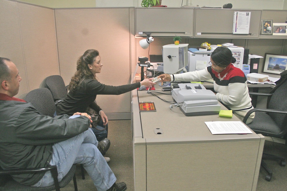Military removes social security numbers from Common Access Cards