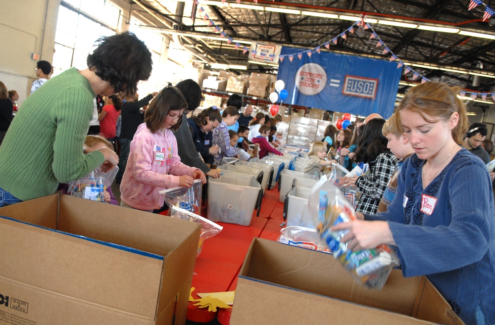 USO, Military Families Show Troops Support with Care Packages