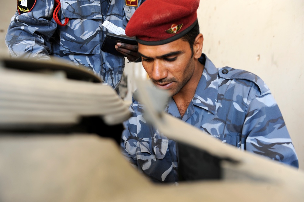 Iraqi police training in Basra