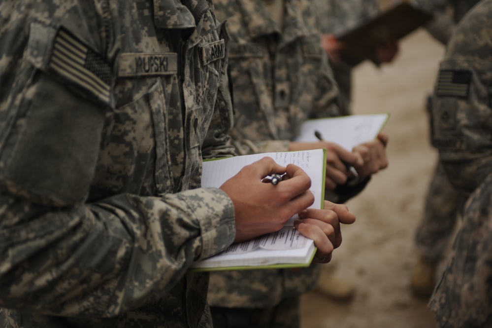 DVIDS - Images - U.S. Soldiers visit Iraqi police stations [Image 6 of 9]