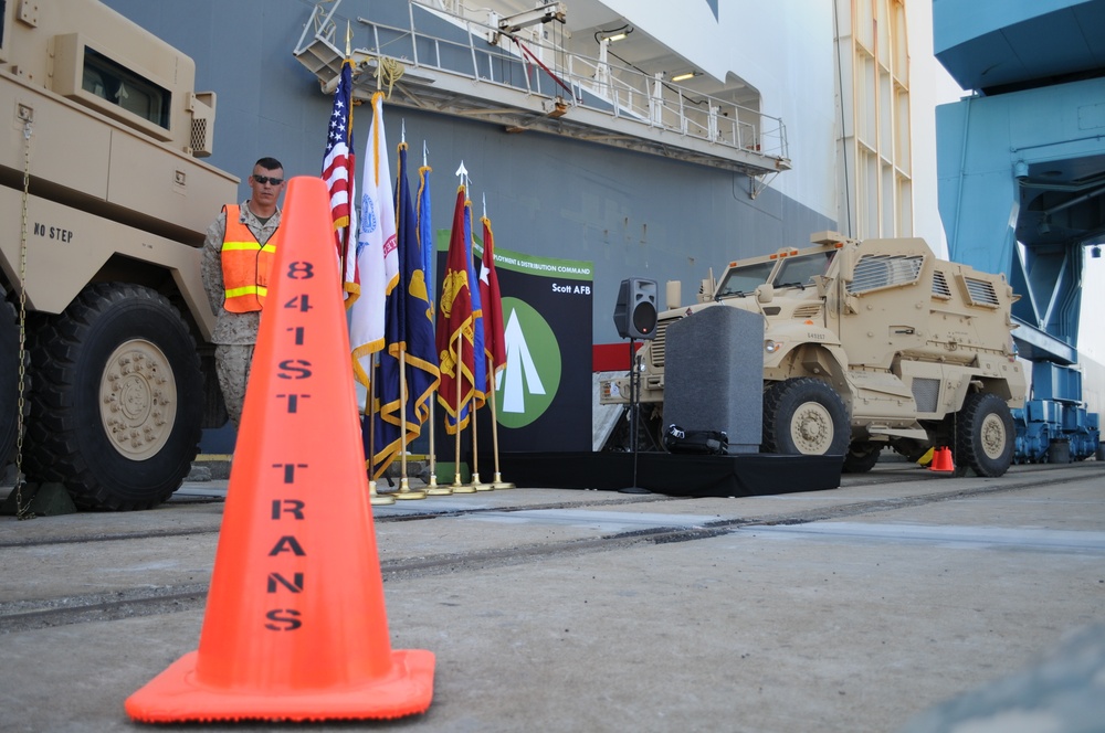 Soldiers, Marines Continue Joint Sealift Deployment Missions