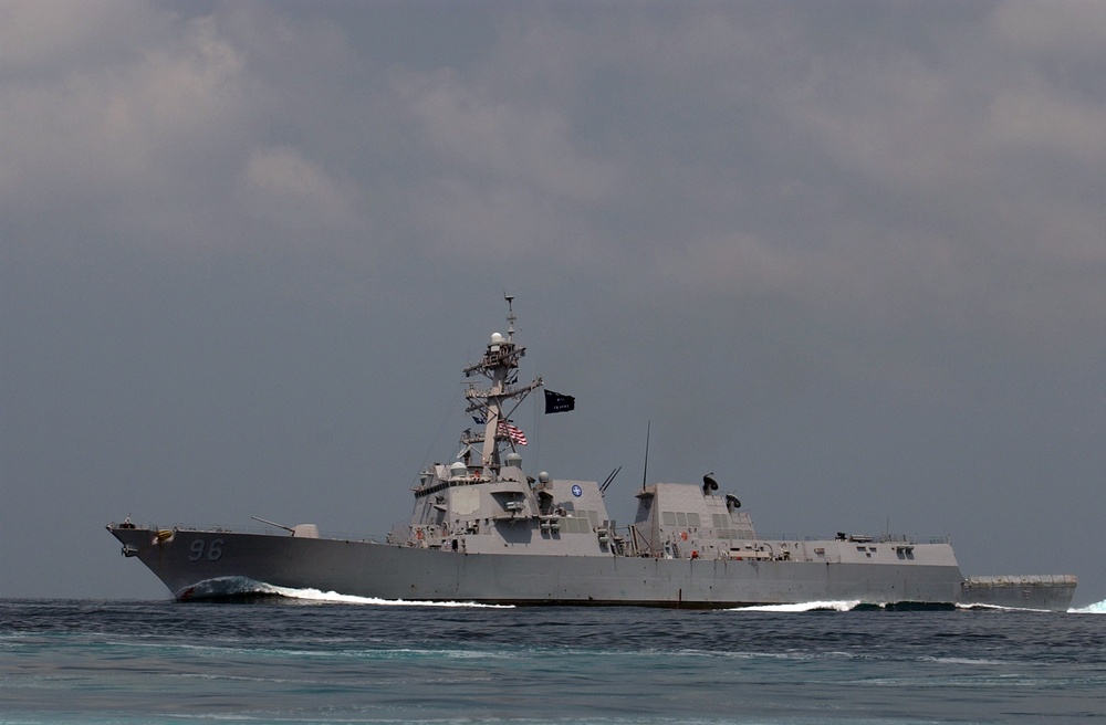 USS Bainbridge Arrives in Somalia