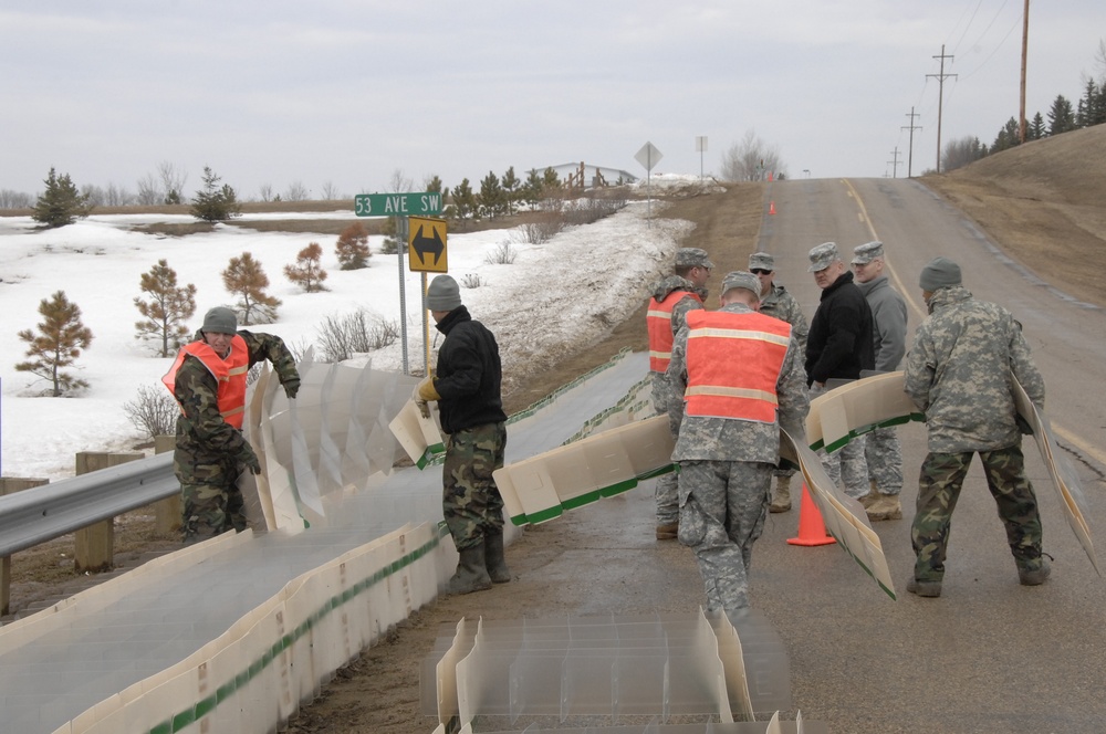 North Dakota National Guard Soldiers help with flooding in Burlington