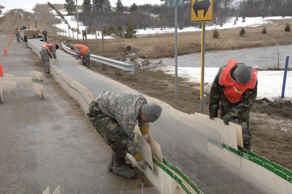 North Dakota National Guard Soldiers help with flooding in Burlington