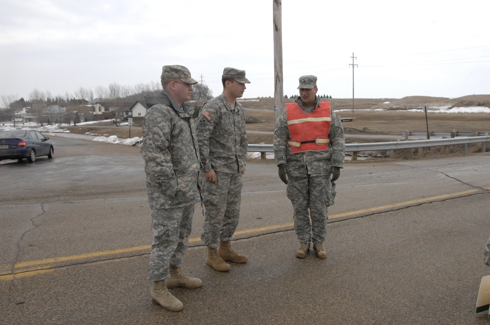 North Dakota National Guard Soldiers help with flooding in Burlington