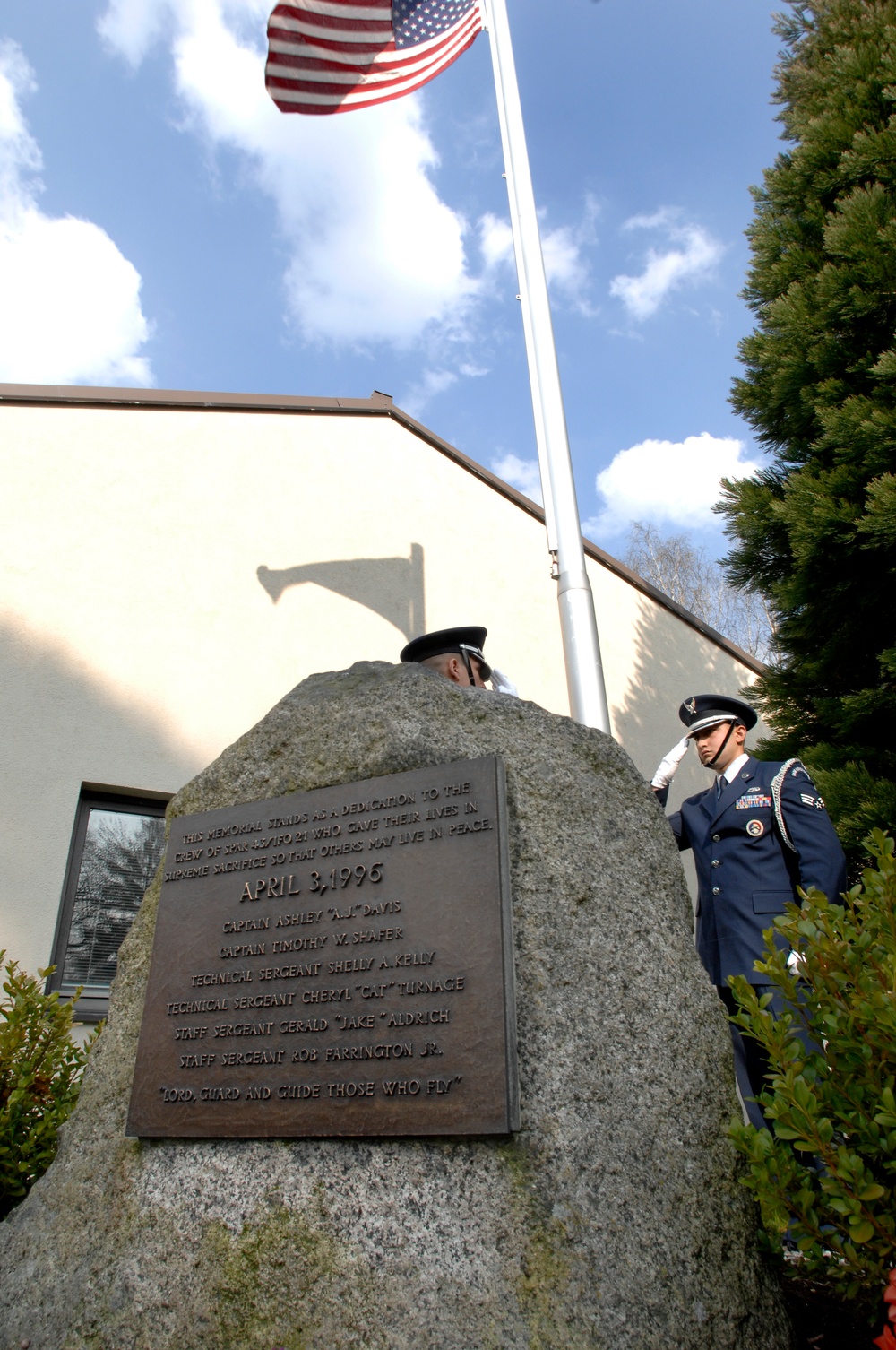 Tribute to victim's of Implementation Force 21
