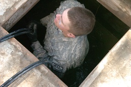 Paratroopers get dirty to stay connected