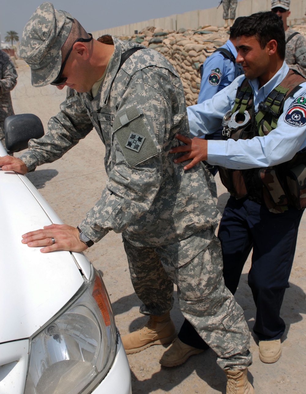 DVIDS - News - Iraqi police train to provide Babil province better security