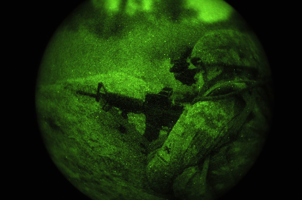 Weapons cache search in Owesat