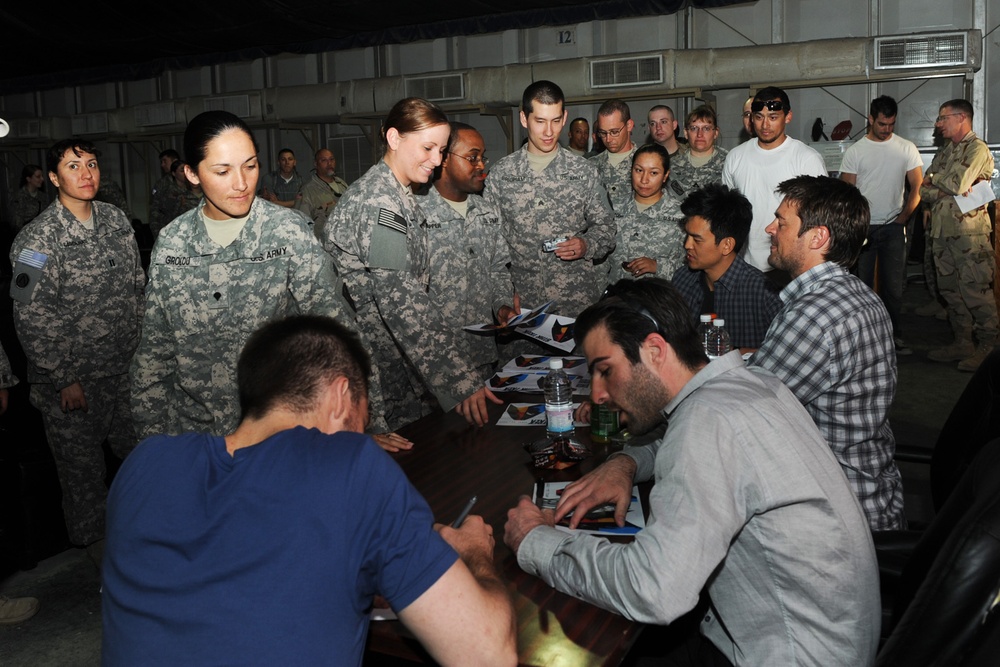 Star Trek stars visit base in Middle East