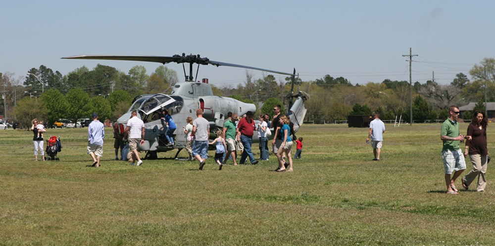 Fun, Family and Friends; 22nd Marine Expeditionary Unit Hosts Family Day