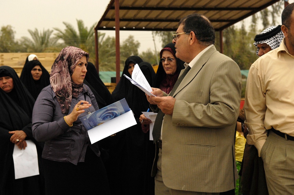 Beehive distribution in Mahawil