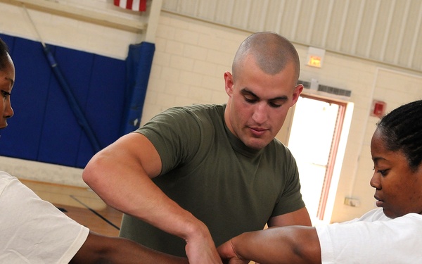 Troops Teach Basic Self Defense Using Military Training
