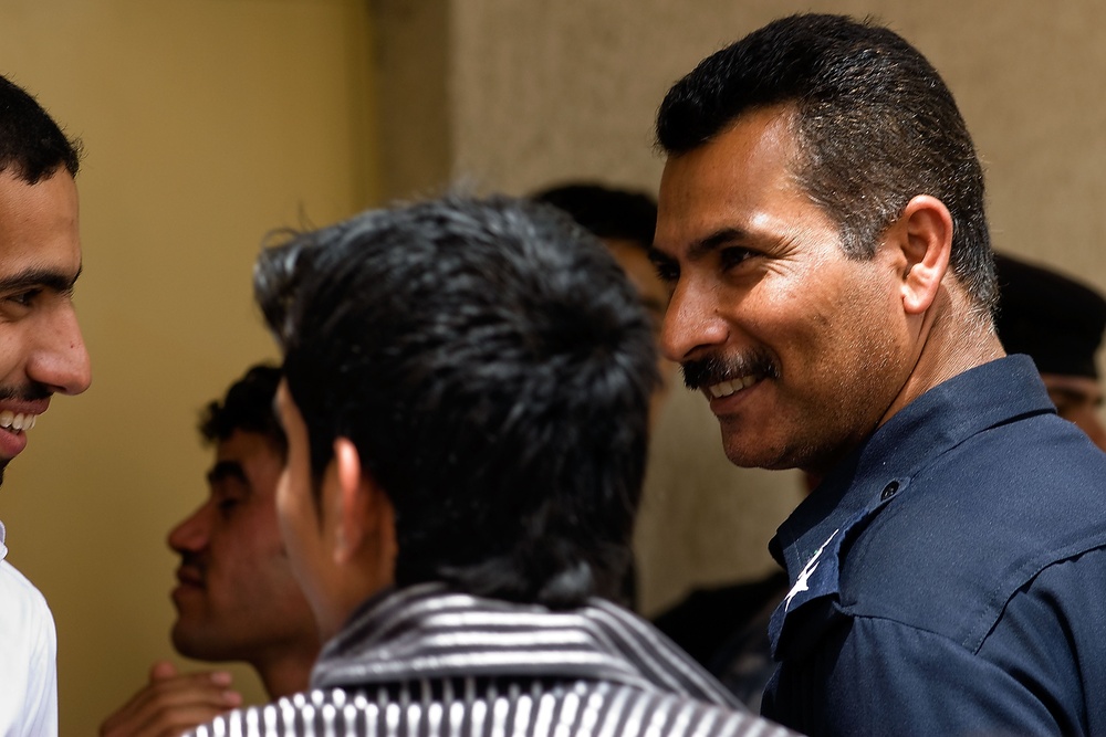 School desk delivery in Basra