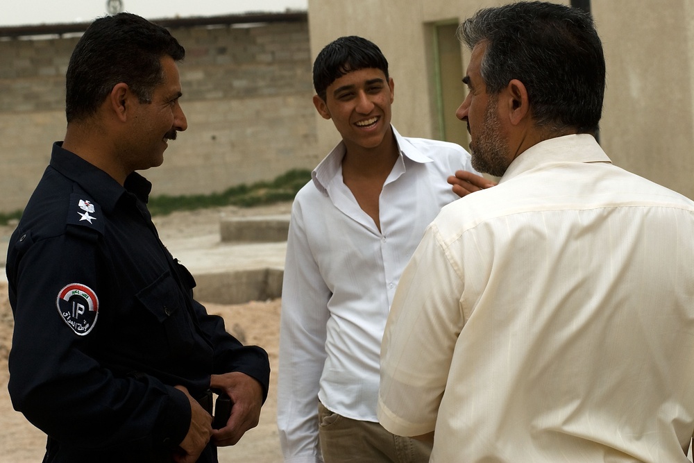 School desk delivery in Basra