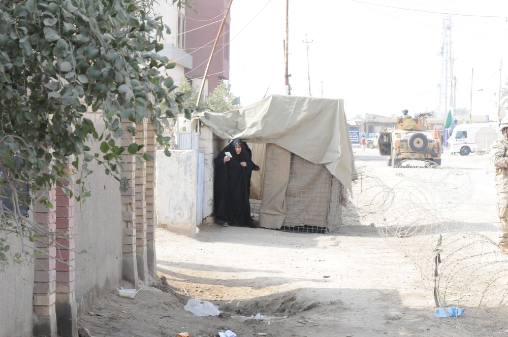 Election Day in Mahmudiyah, Iraq