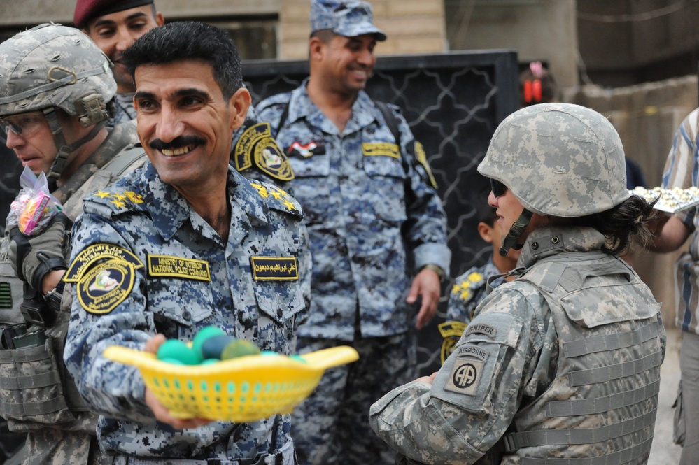 Distribution of candy and toys in Beladiyat