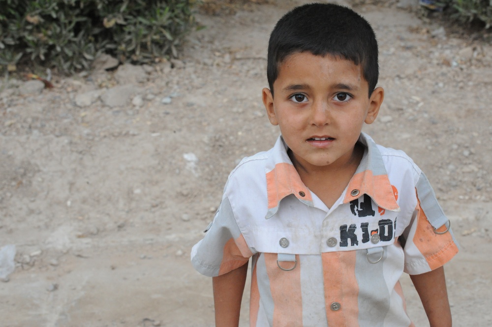 Distribution of candy and toys in Beladiyat