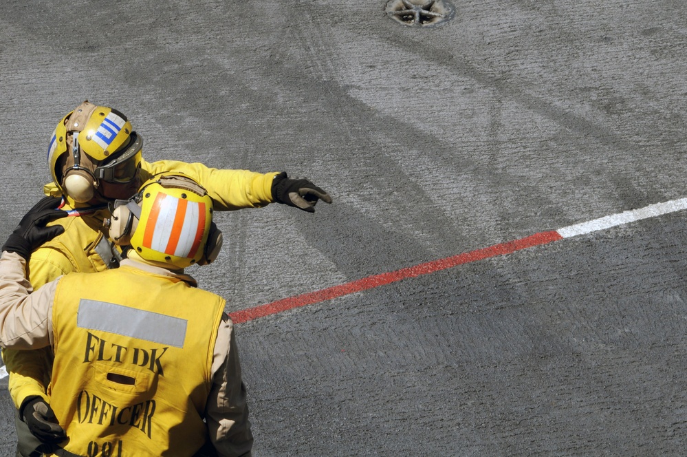 Aircraft Carrier Flight operations aboard USS Ronald Reagan