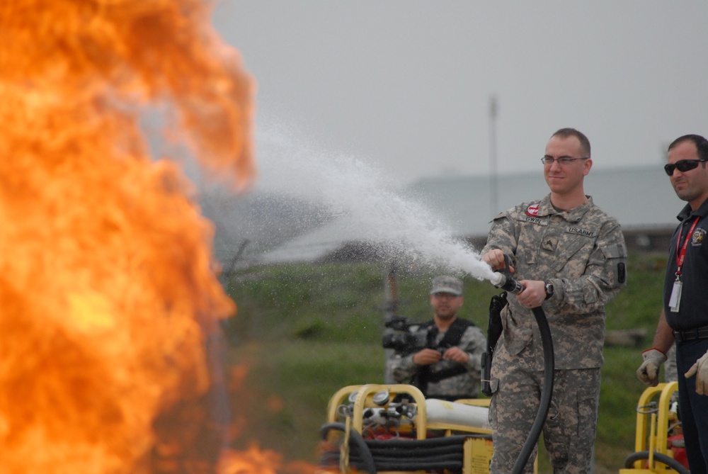 Trimax; Arctic Eagle Soldiers Freeze Fire With Their Cool Training