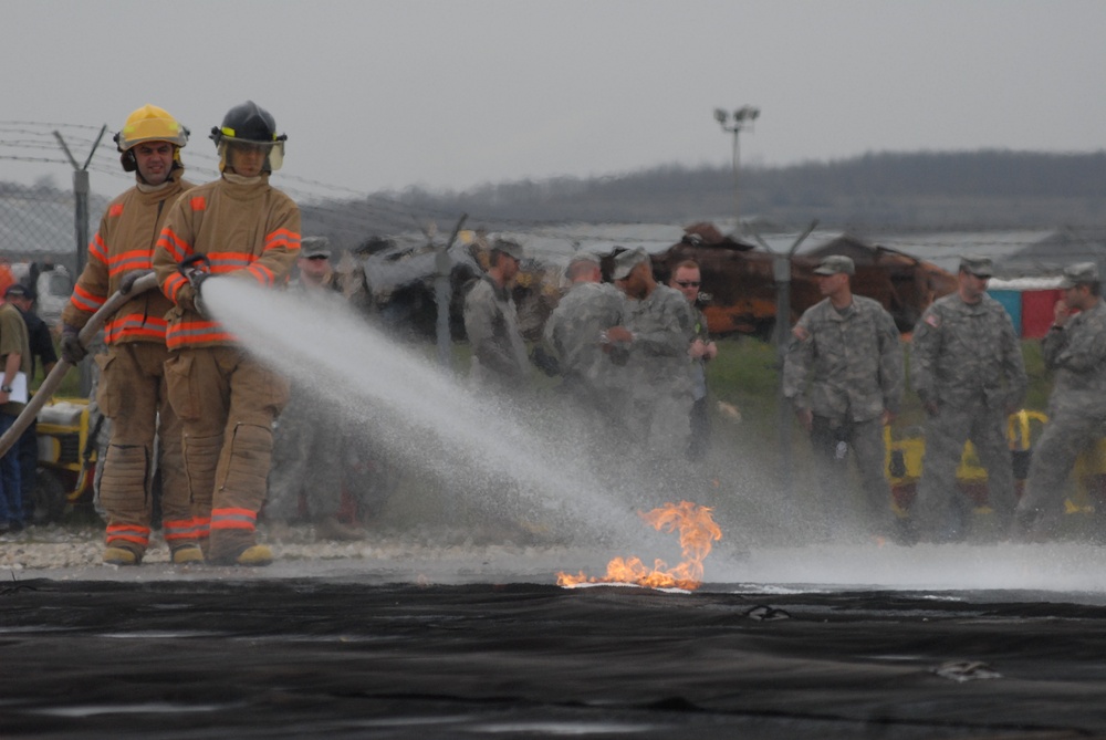 Trimax; Arctic Eagle Soldiers Freeze Fire With Their Cool Training
