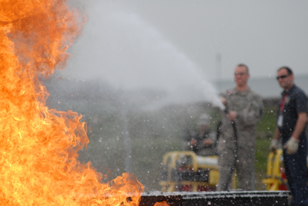 Trimax; Arctic Eagle Soldiers Freeze Fire With Their Cool Training