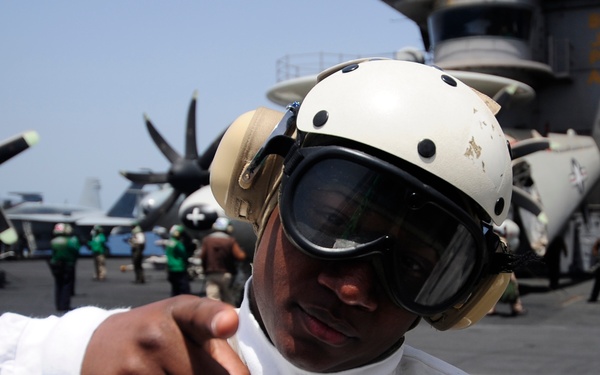 Yung Joc visits USS Dwight D. Eisenhower
