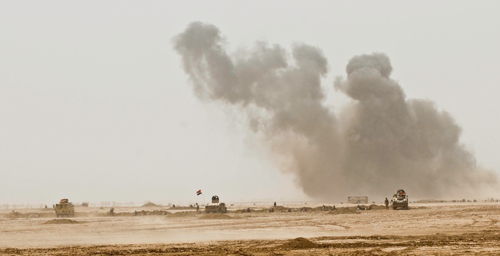 Iraqi Army demonstrates proficiency during Combined Arms Live Fire Exercise