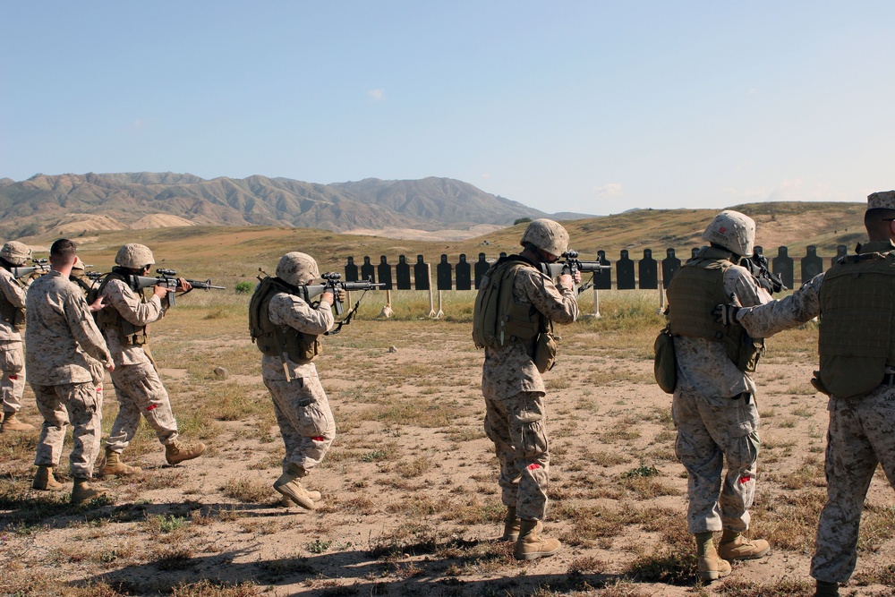 Landing Support Company Enhances Combat Readiness at Red Beach