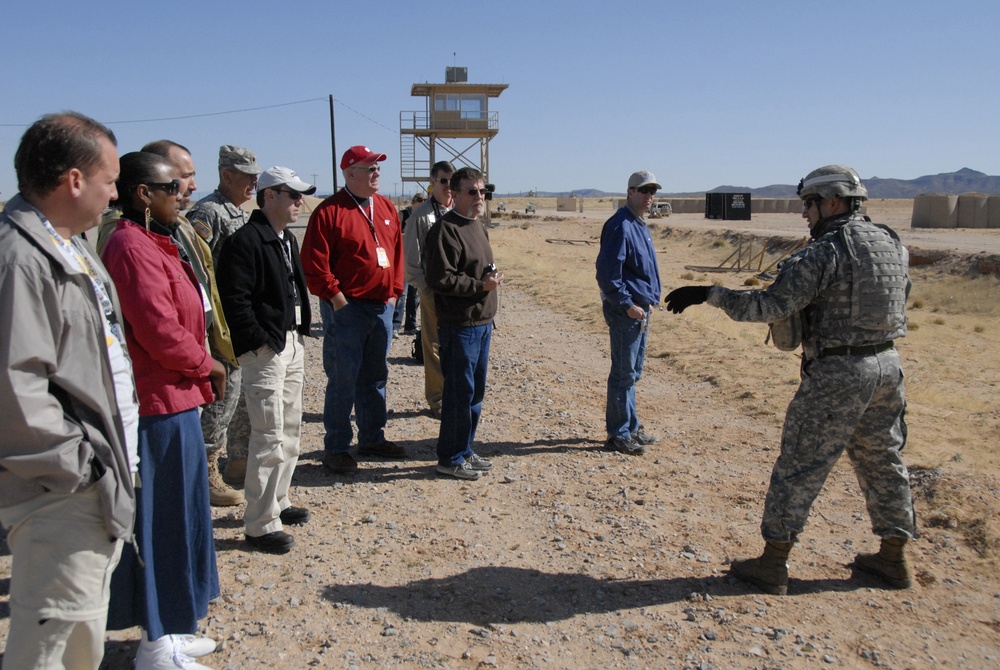 Employers Visit 32nd Brigade Training in Texas