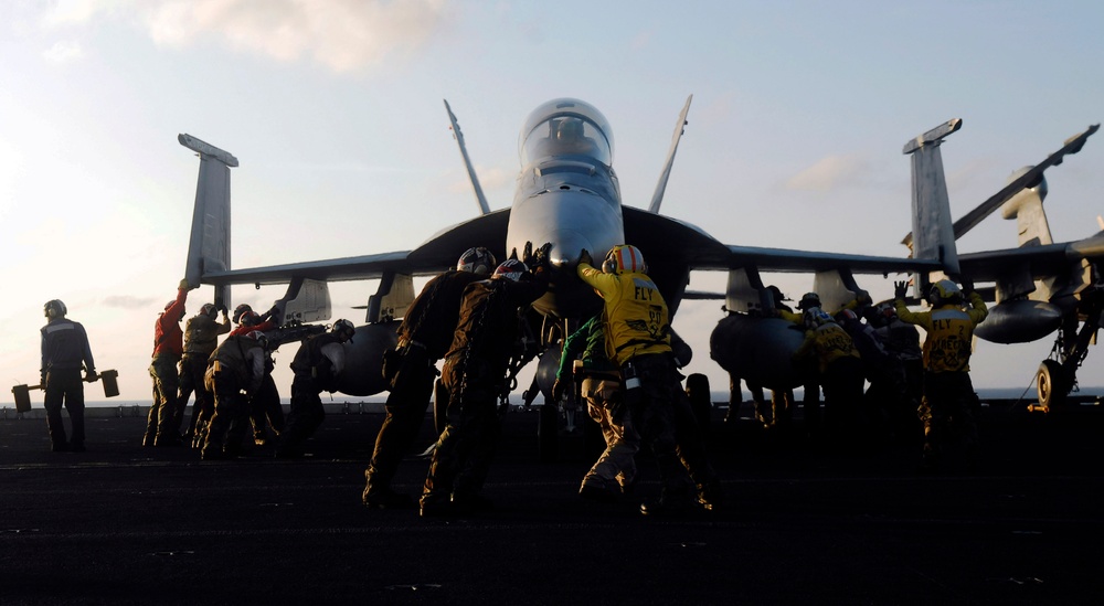 Flight Operations aboard USS John C. Stennis