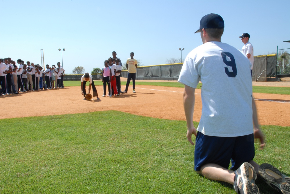 U.S. Southern Command Holds Baseball Clinic