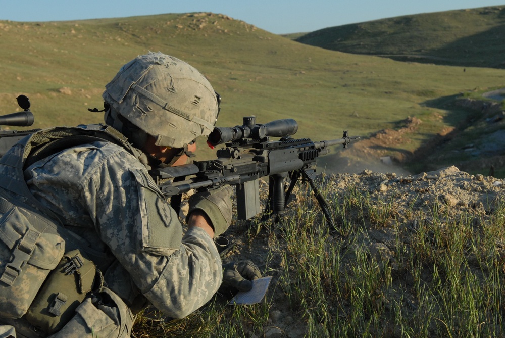 Special Forces assist brothers-in-arms in fine-tuning marksmanship skills