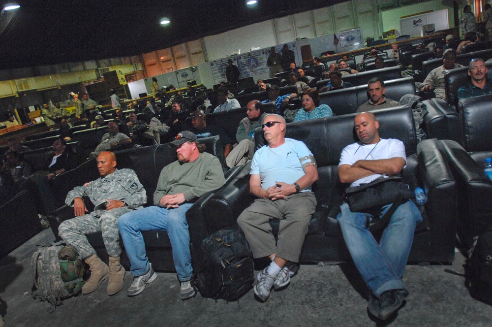 Gateway in Kuwait Keeps Warfighters Moving