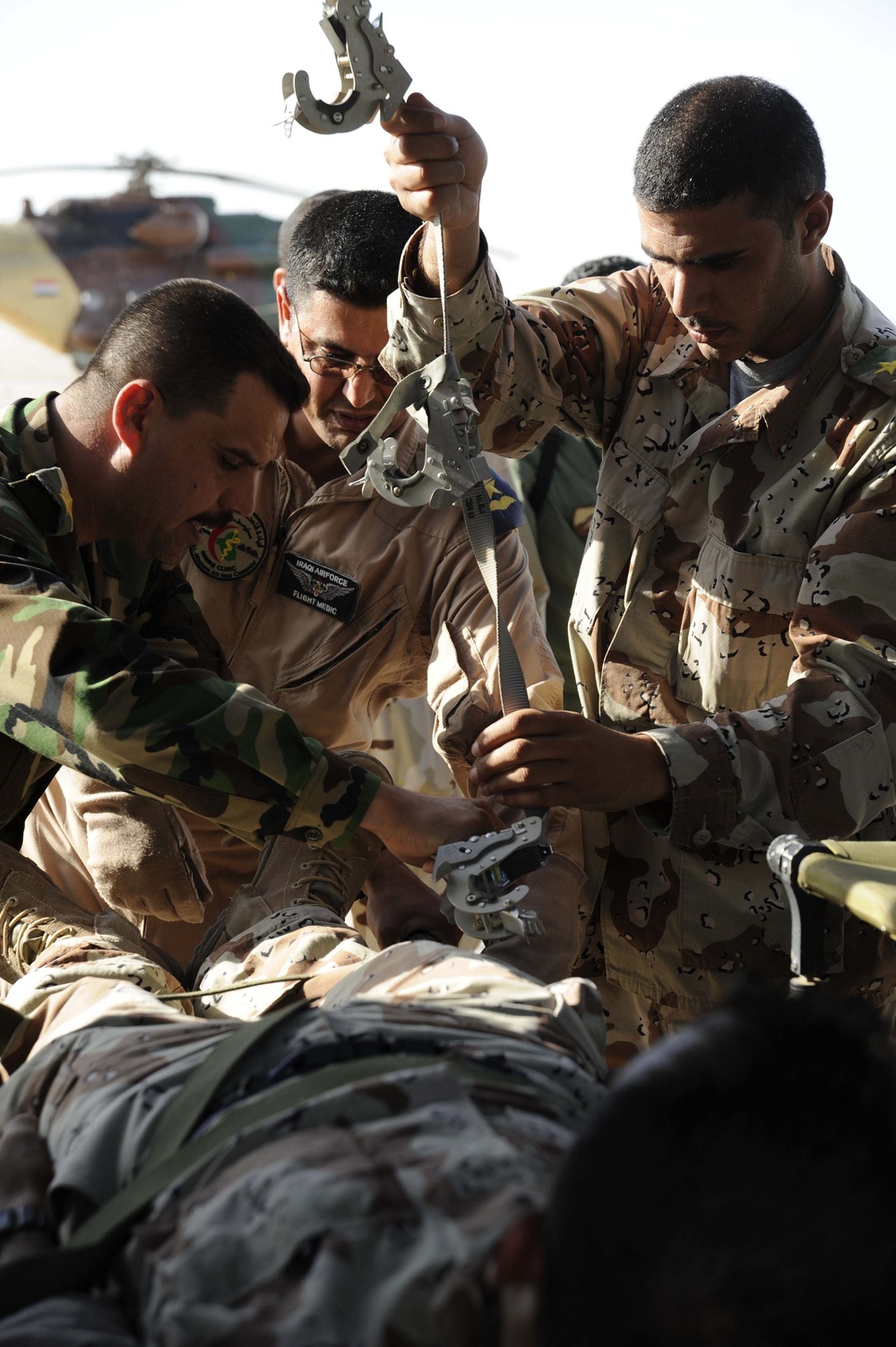 Air Force flight surgeons train Iraqi counterparts