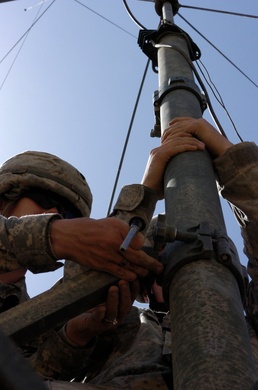 Retran Keeps Soldiers Talking on the Battlefield