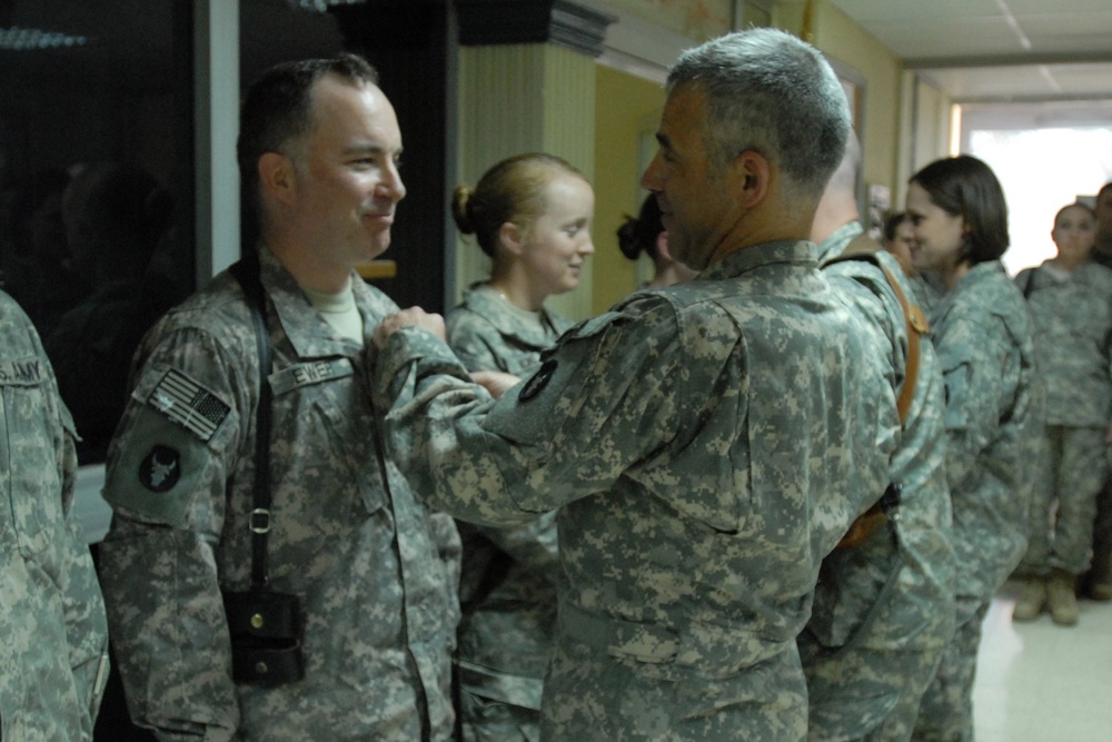 Sgt. 1st Class Ewer Receives Meritorious Service Medal